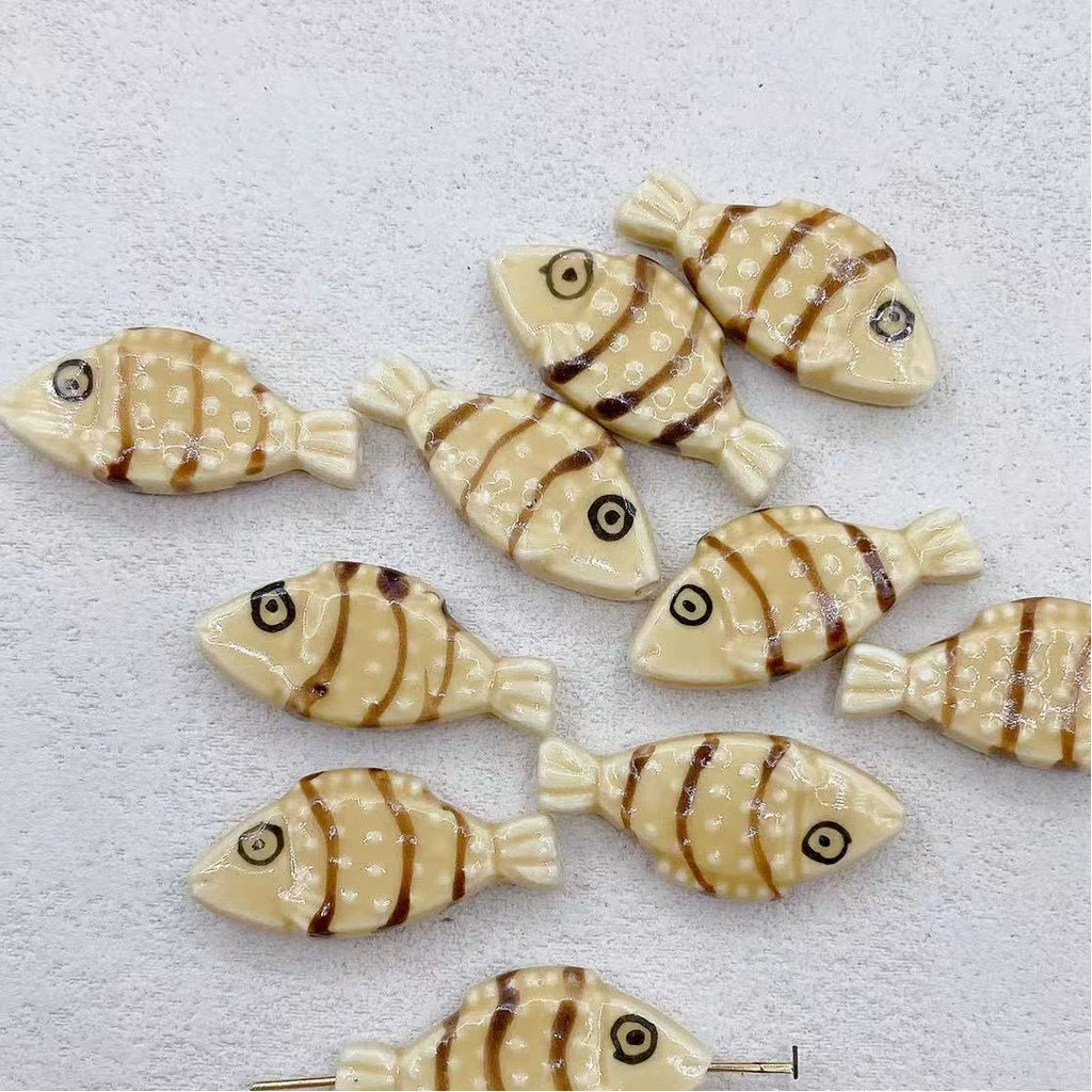 Hand Painted Fish Ceramic Beads 29mm Spotted Colorful 5pcs 4