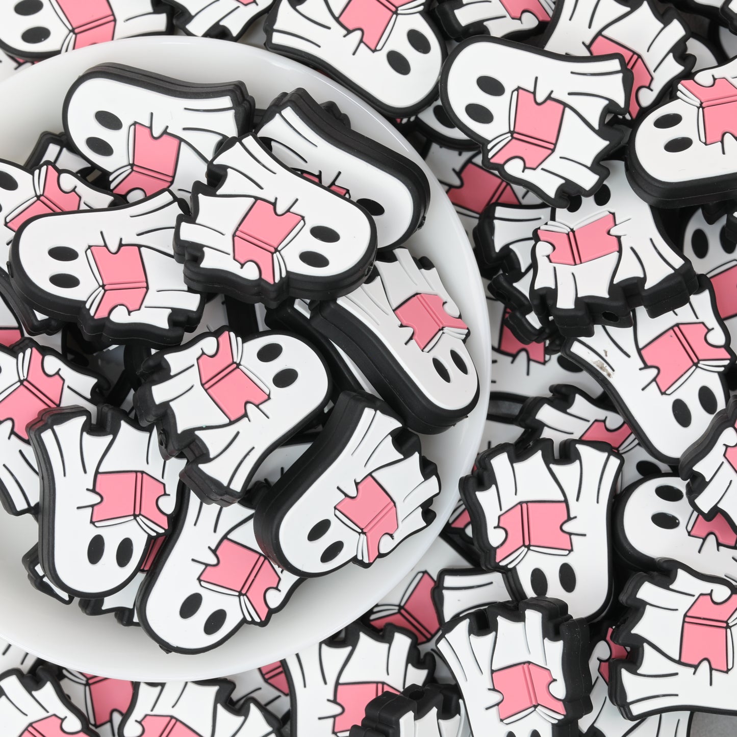 Ghost Theme Silicone Focal Beads White Pink 20pcs