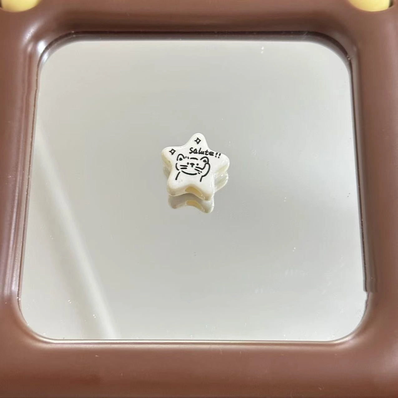 White Doodle Kitten Star Acrylic Beads 19mm Glossy 10pcs 7