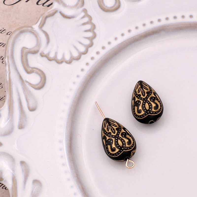 Gilded Beauty Avatar Acrylic Beads 18mm Artistic Vintage 30pcs 8