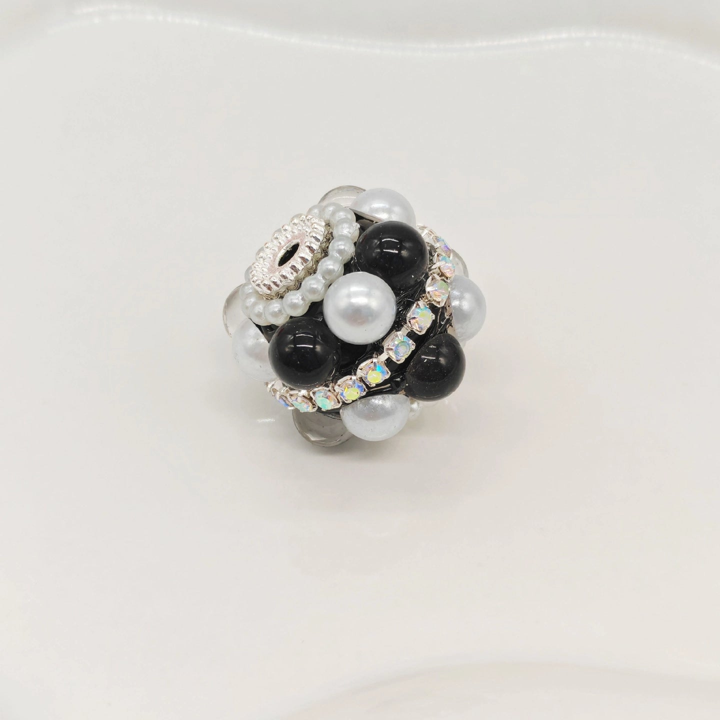 Rhinestone Bubblegum Beads 18mm Pearl Encrusted Round 4pcs 11