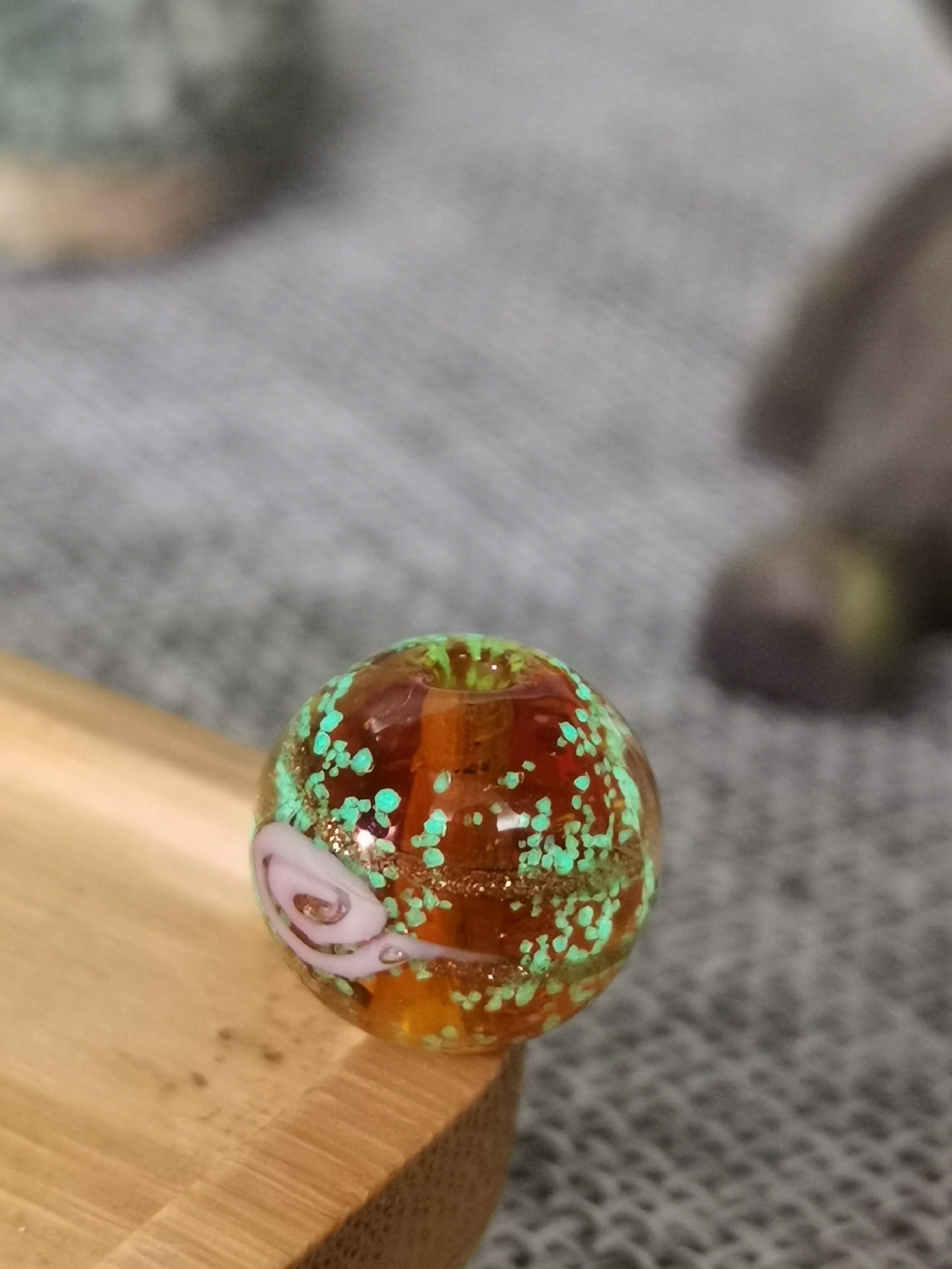 Lampwork Glass Beads Round 8-14mm Glow In The Dark Rose Pattern 1pc 13
