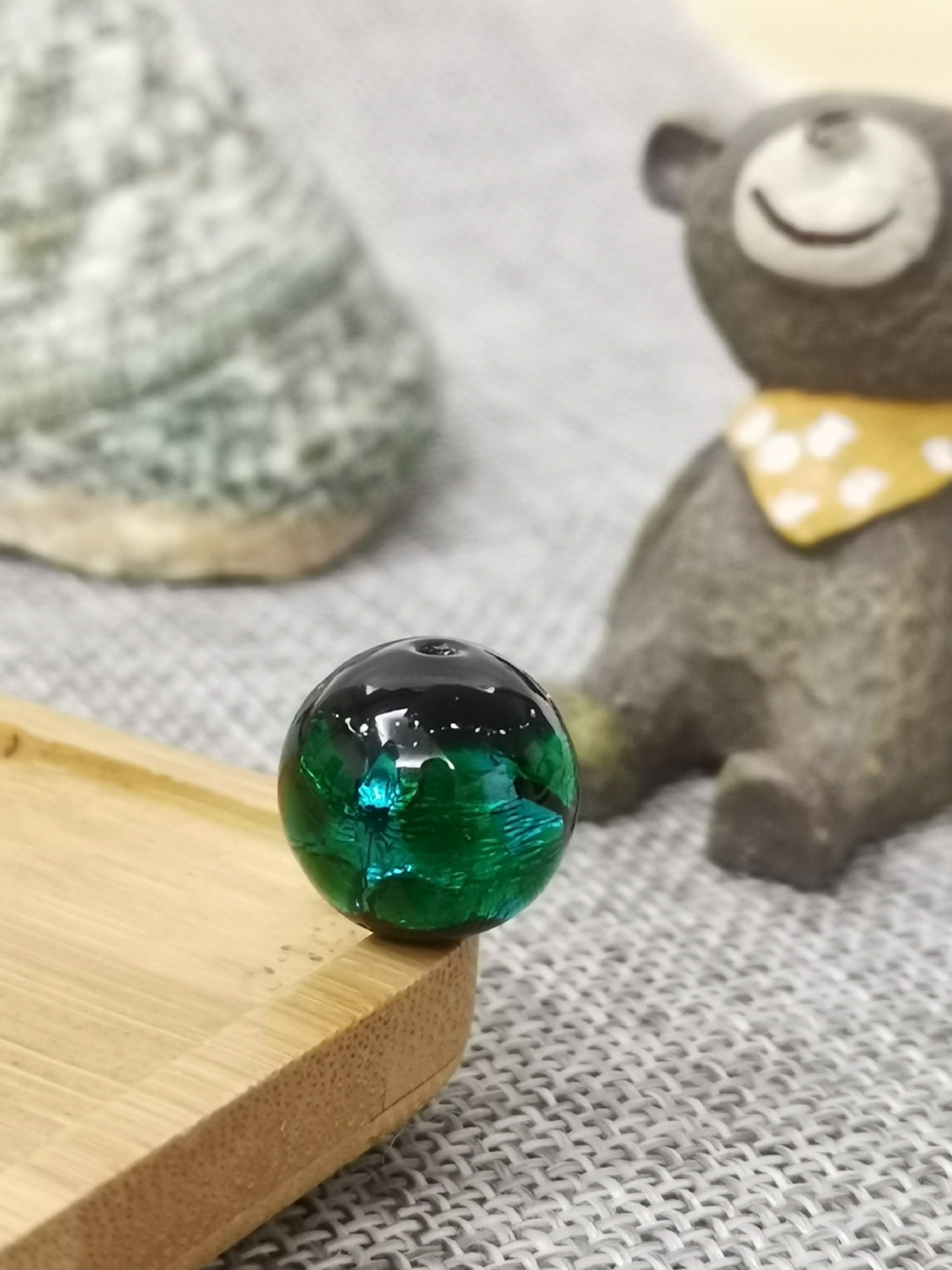 Lampwork Glass Beads Round 8-14mm Glow In The Dark Gold Foil Vintage 10pcs 12