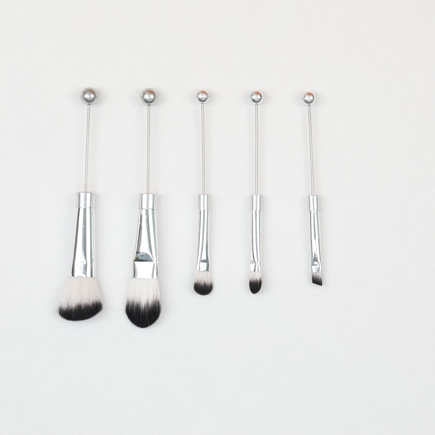 Beadable Makeup Brush Set Metal Handle Artificial Fiber Bristles 5pcs
