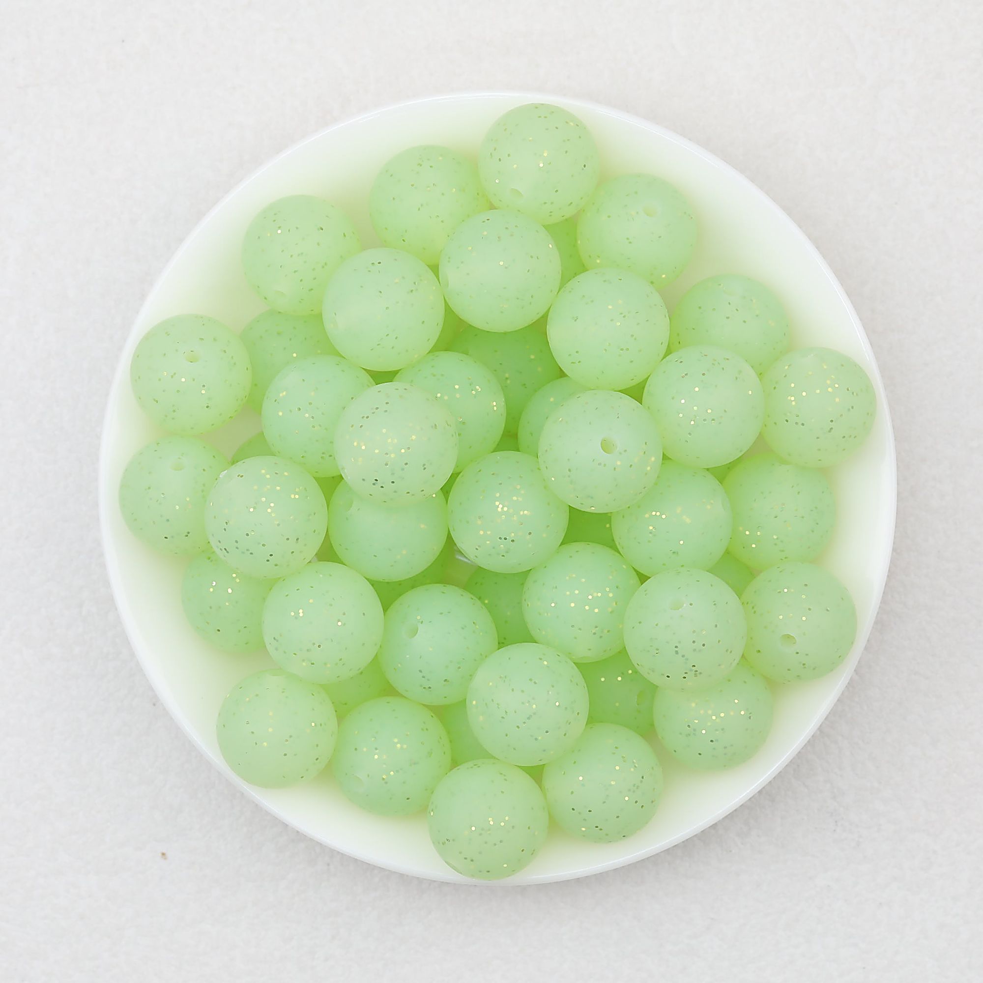 15mm Glitter Silicone Round Beads with 2.5mm Hole 50pcs - Glitter Green