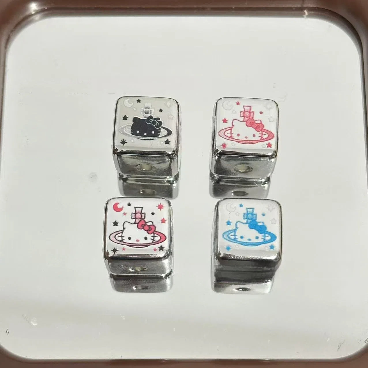 Hello Kitty Acrylic Square Beads 16mm Silver Starry Design 10pcs