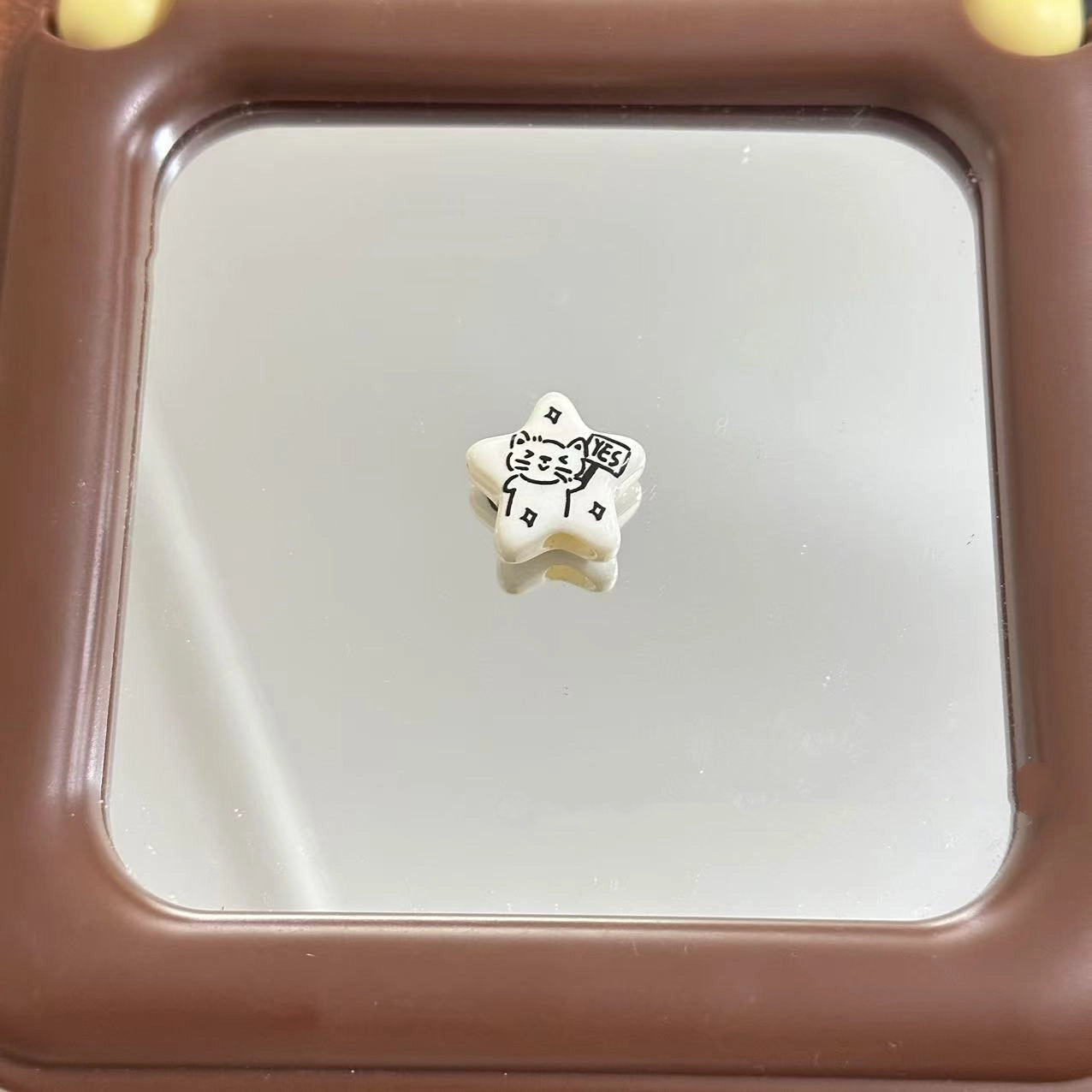 White Doodle Kitten Star Acrylic Beads 19mm Glossy 10pcs 4