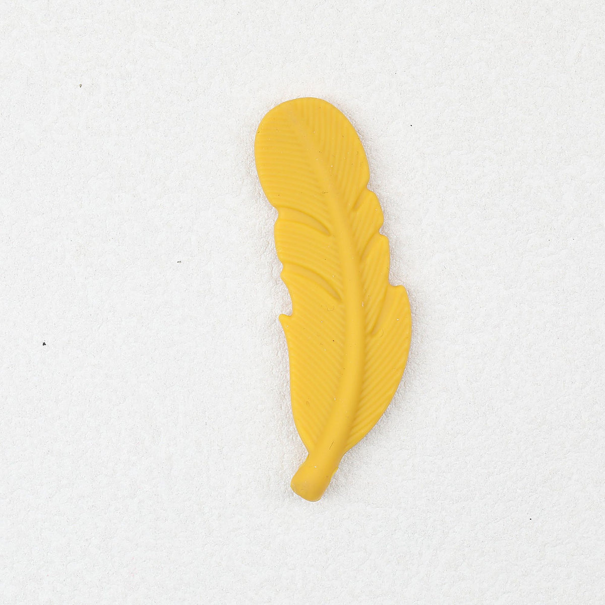 Colorful Feather Shaped Silicone Beads 20pcs - Mustard Yellow