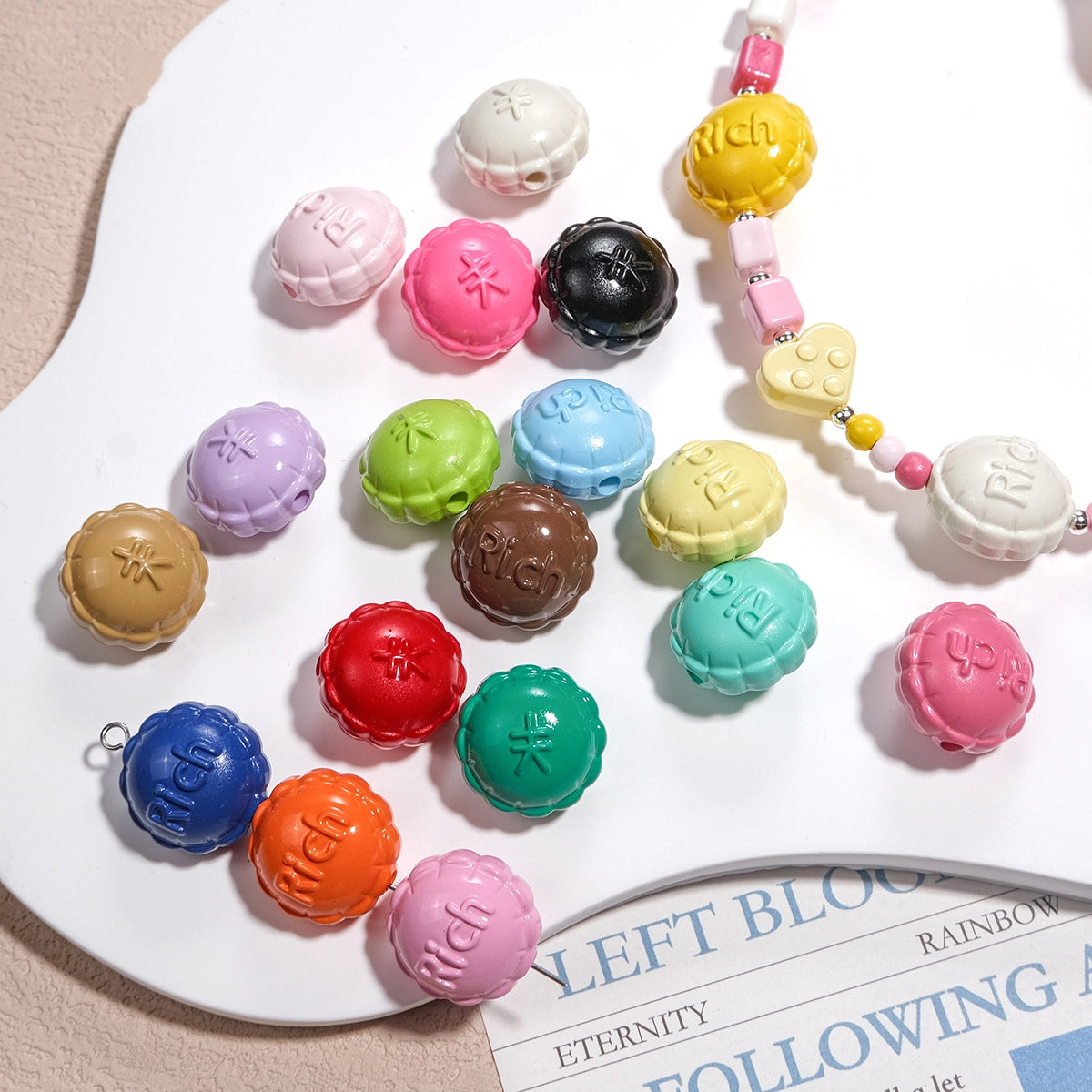 Word Rich Round Acrylic Beads 15mm Glossy Scalloped Edge 50pcs