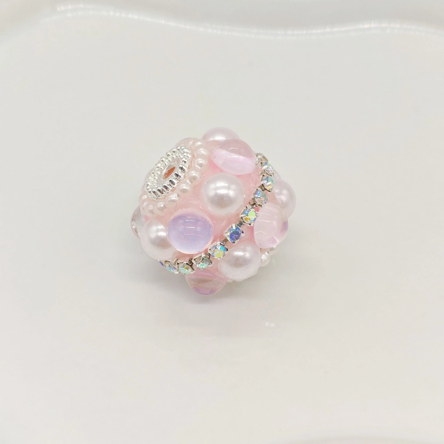 Rhinestone Bubblegum Beads 18mm Pearl Encrusted Round 4pcs 7