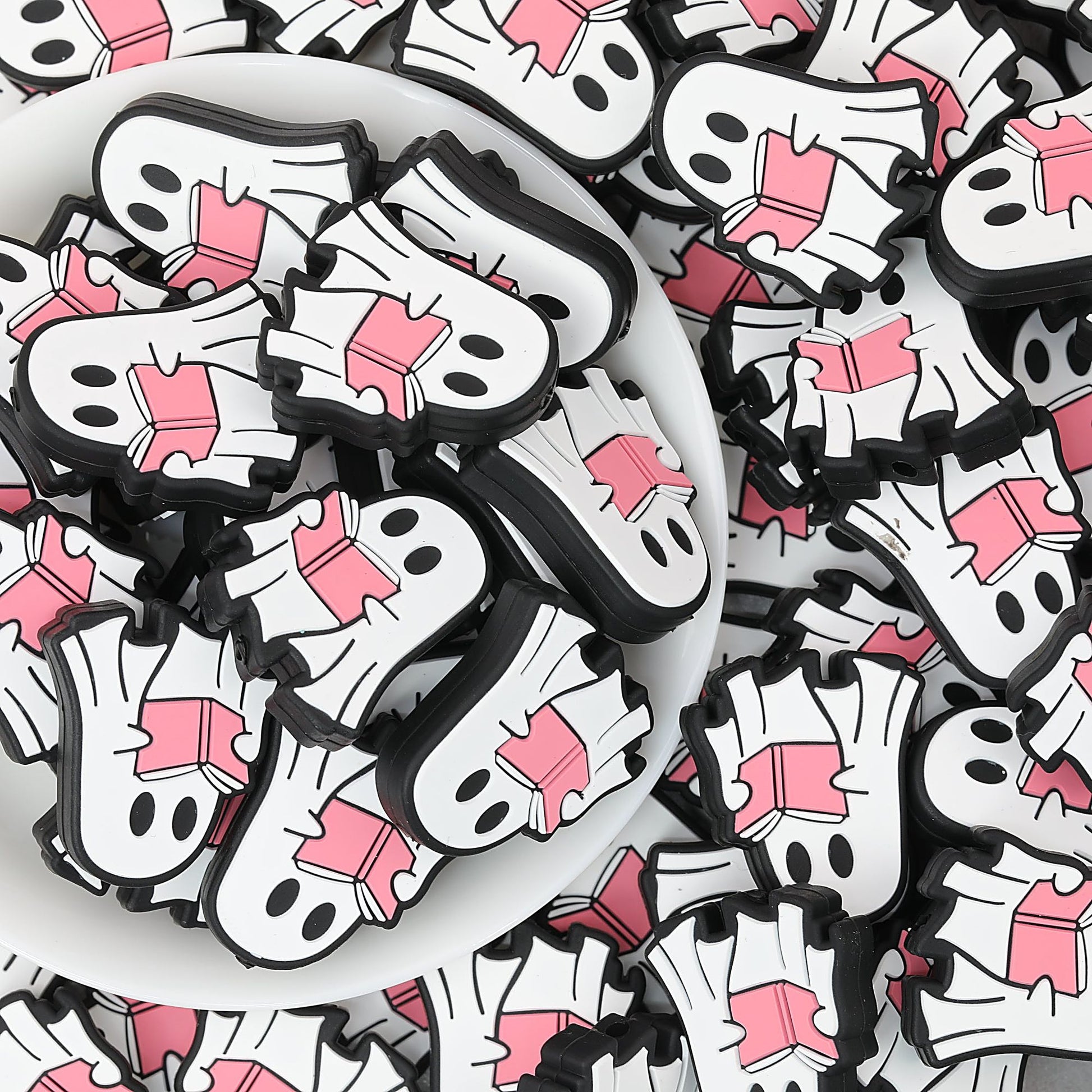 Ghost Theme Silicone Focal Beads White Pink 20pcs