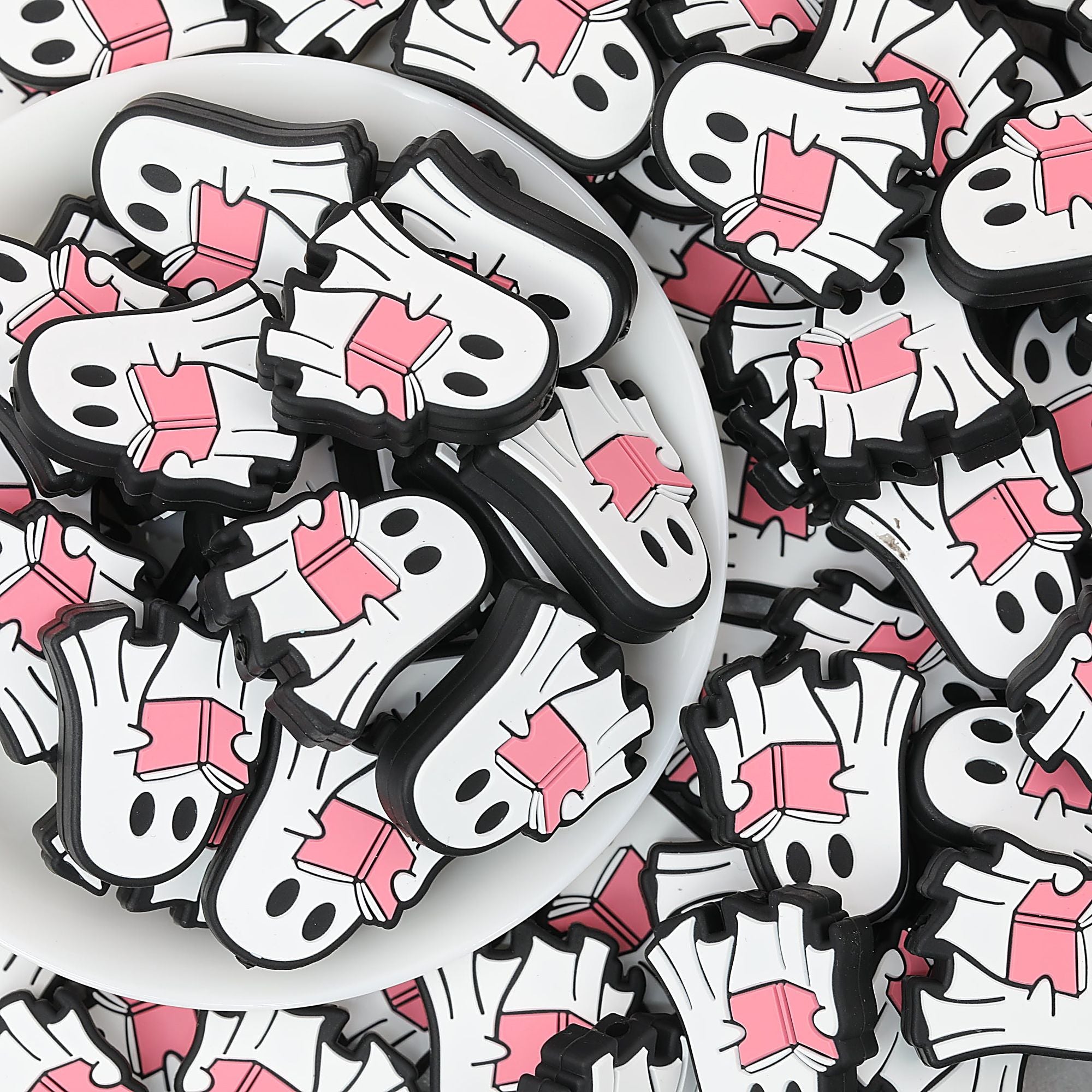 Ghost Theme Silicone Focal Beads White Pink 20pcs