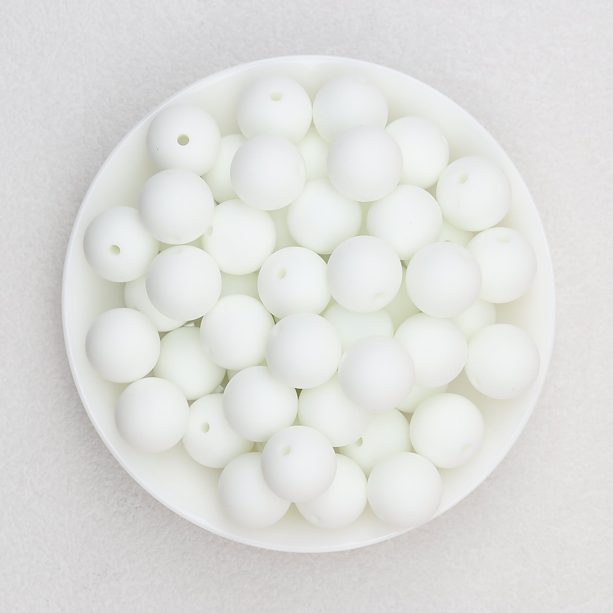 Glow in the Dark 15mm Round Silicone Beads 50pcs - 13 White to Green