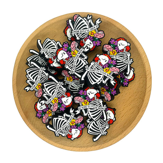 Silicone Focal Beads Halloween Smiling Skeleton Holding Banner 20pcs 2