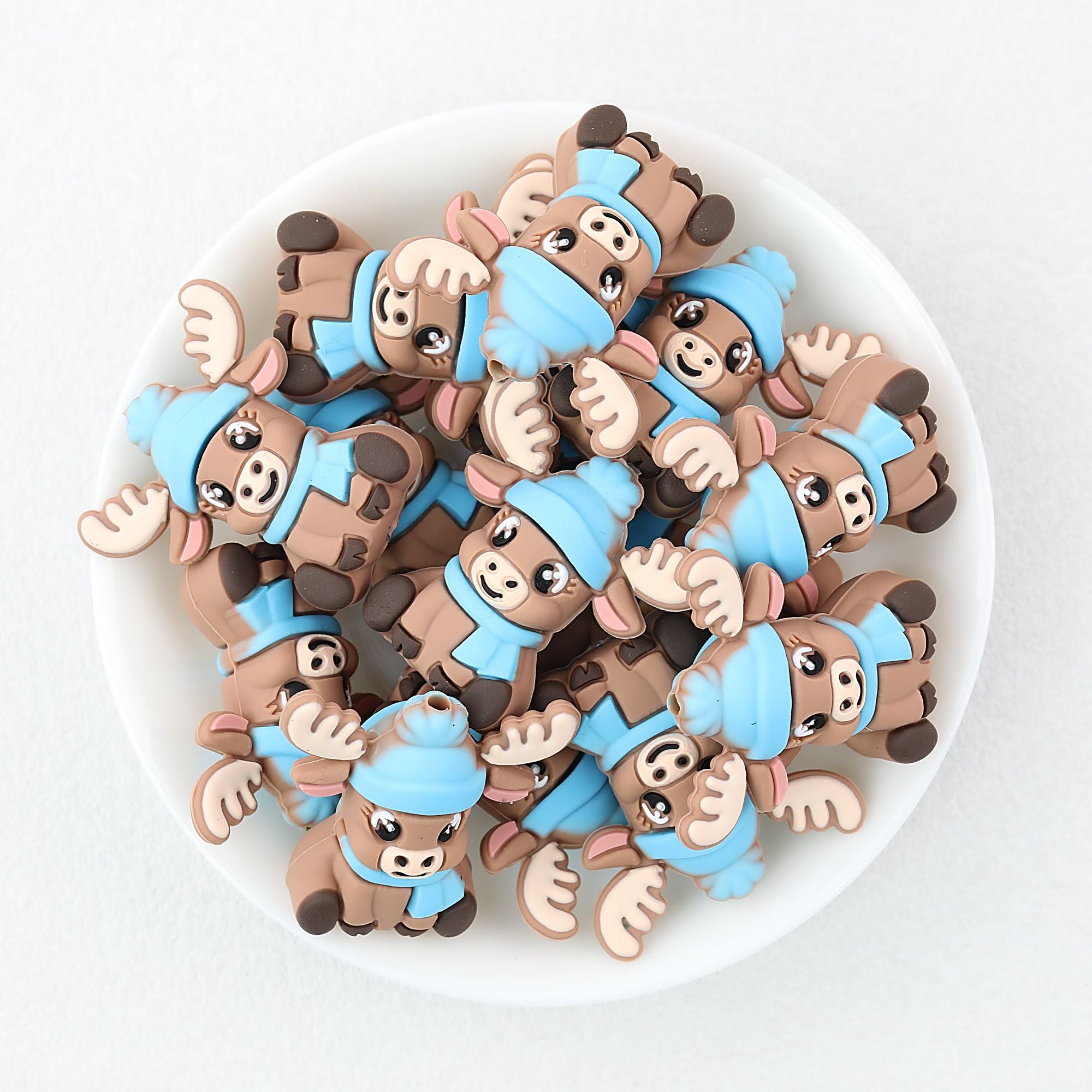 3D Winter Blue Scarf Moose Silicone Focal Beads 20pcs