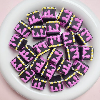Hand Painted Cube Acrylic Beads 16mm Cream Dripping Icing 5pcs 14
