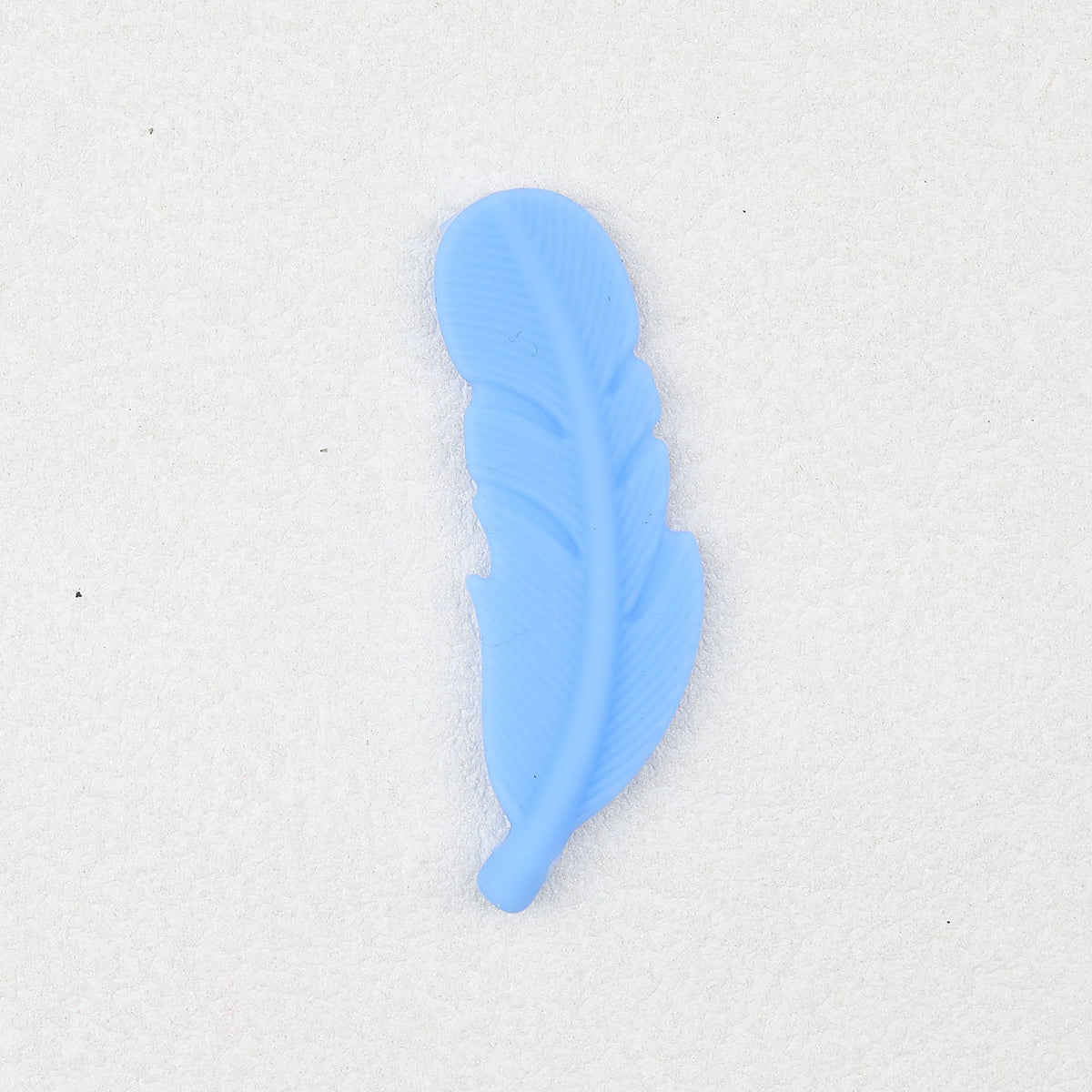 Colorful Feather Shaped Silicone Beads 20pcs - China Blue