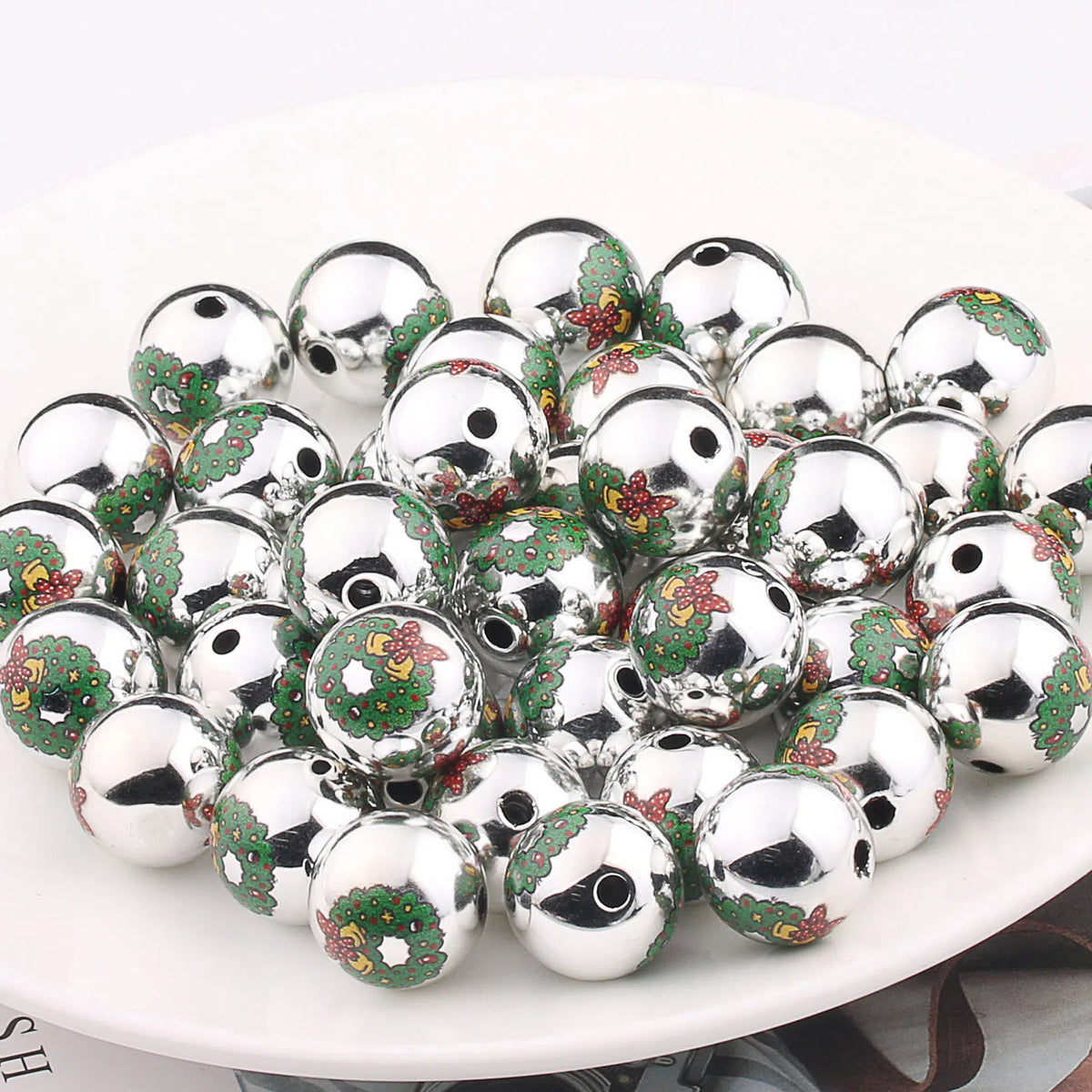 UV Plating Acrylic Beads 16mm Christmas Wreath and Reindeer Printed 20pcs 4