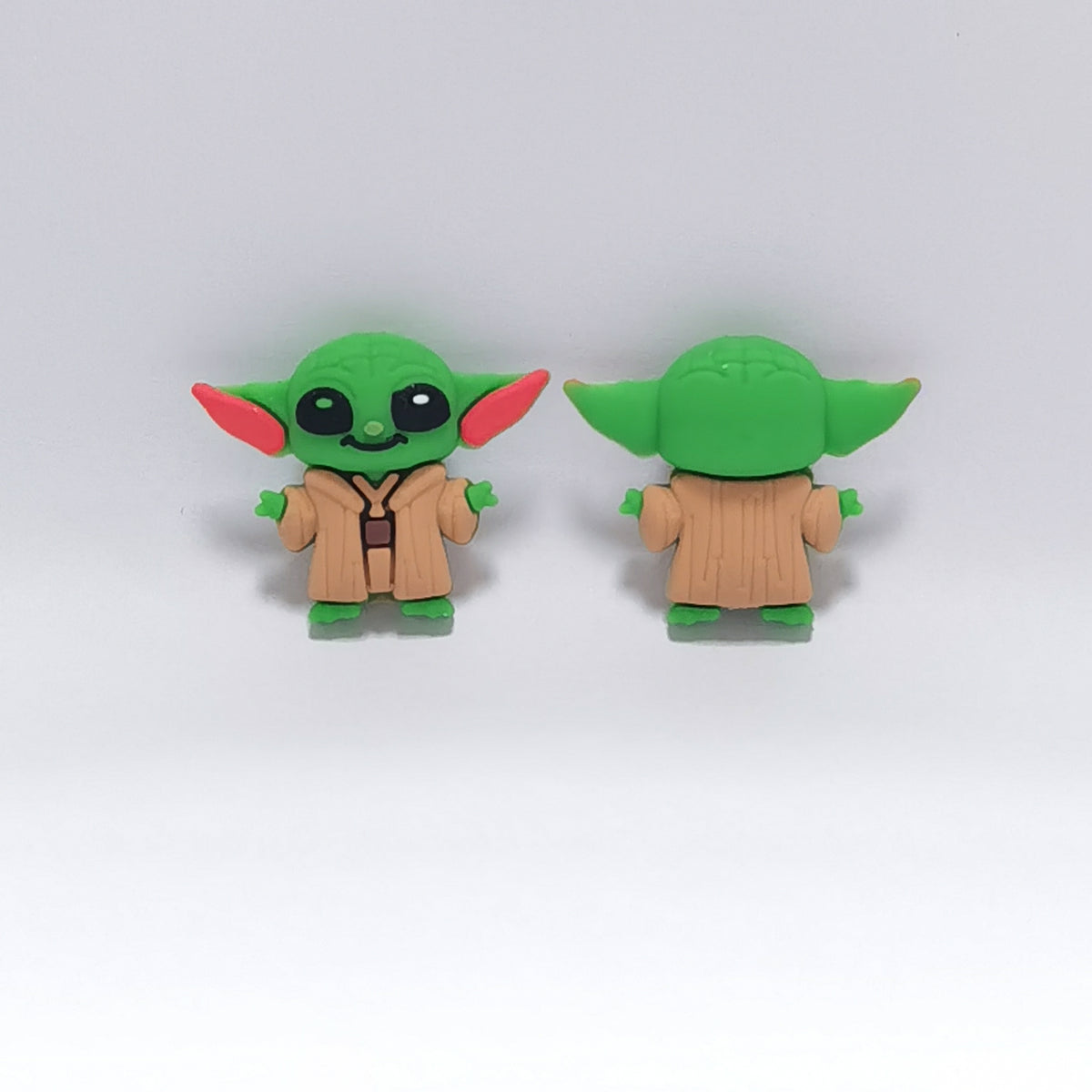 Silicone 3D Focal Beads Embrace Yoda Character Holding Arms 20pcs