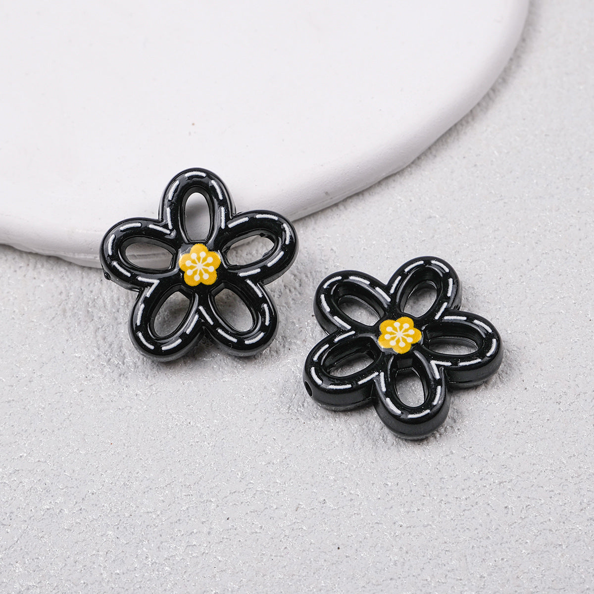 Hollow Dotted Line Sakura Flower Acrylic Beads 25mm 20pcs 13