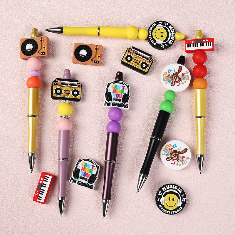 Silicone Focal Beads Music Themed Retro Radio and Smiley Face Circle Badge 6