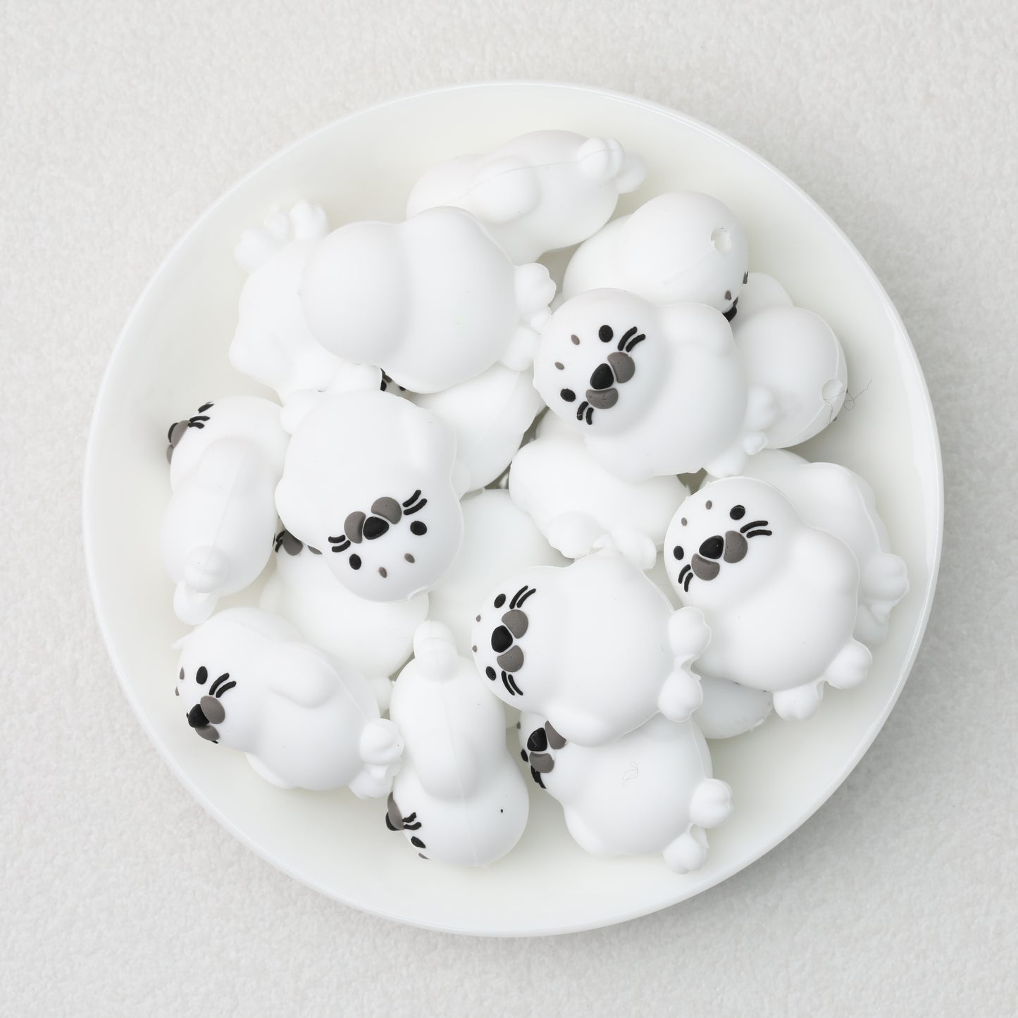 Silicone 3D Seal Focal Beads White and Gray 20pcs 2