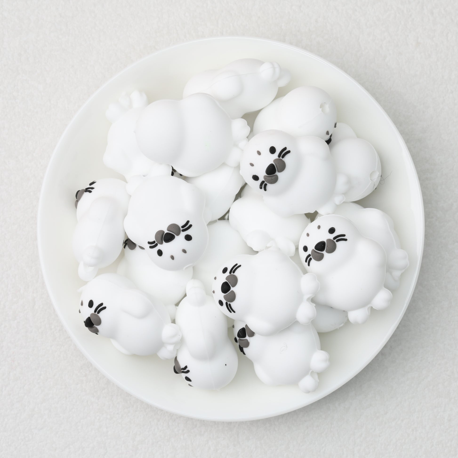 Silicone 3D Seal Focal Beads White and Gray 20pcs 2