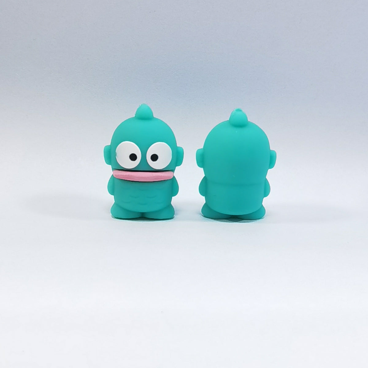 Silicone 3D Focal Beads Blue Big Eyed Fish Monster Front Facing 20pcs