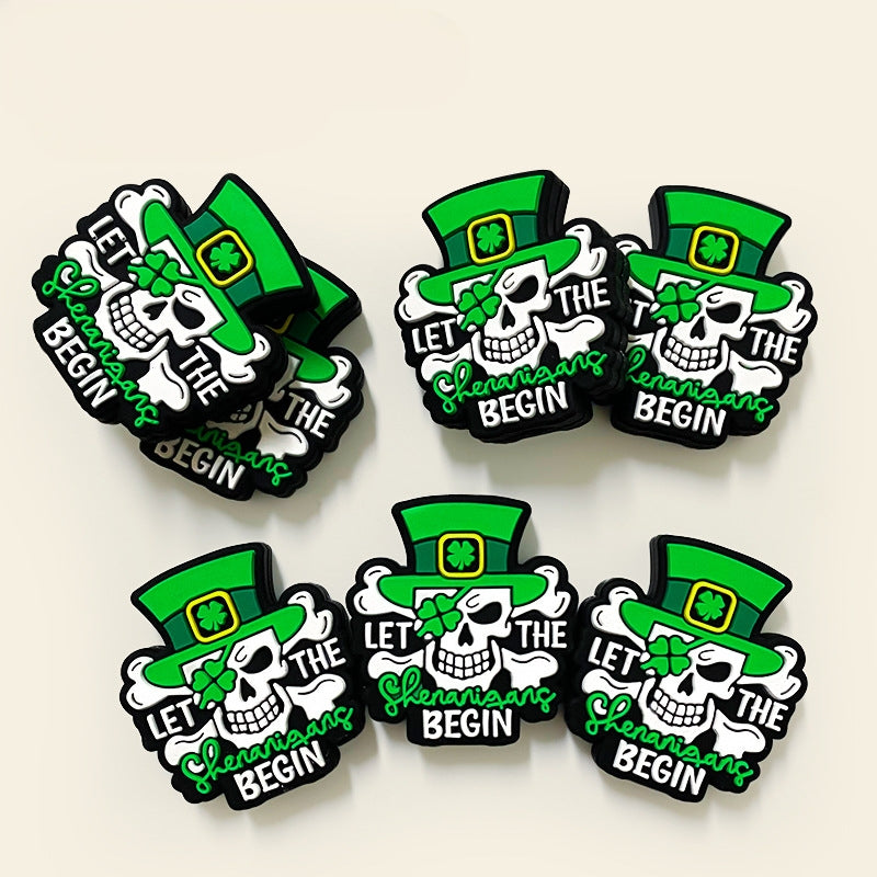 Silicone Focal Beads Lucky Grass Pirates Skull with Leprechaun Hat 20pcs