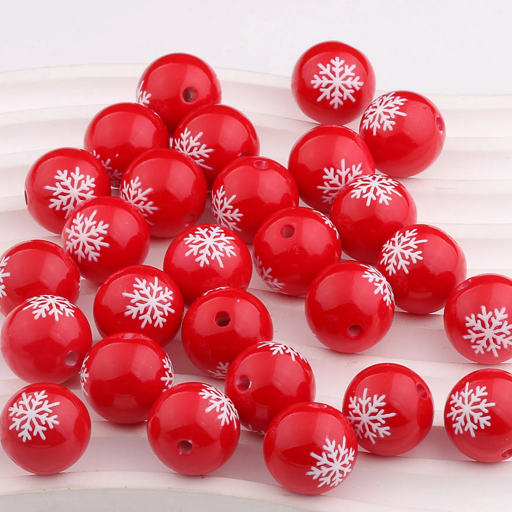 Colorful Christmas Printed Acrylic Beads 16mm Festive Designs 20pcs 3
