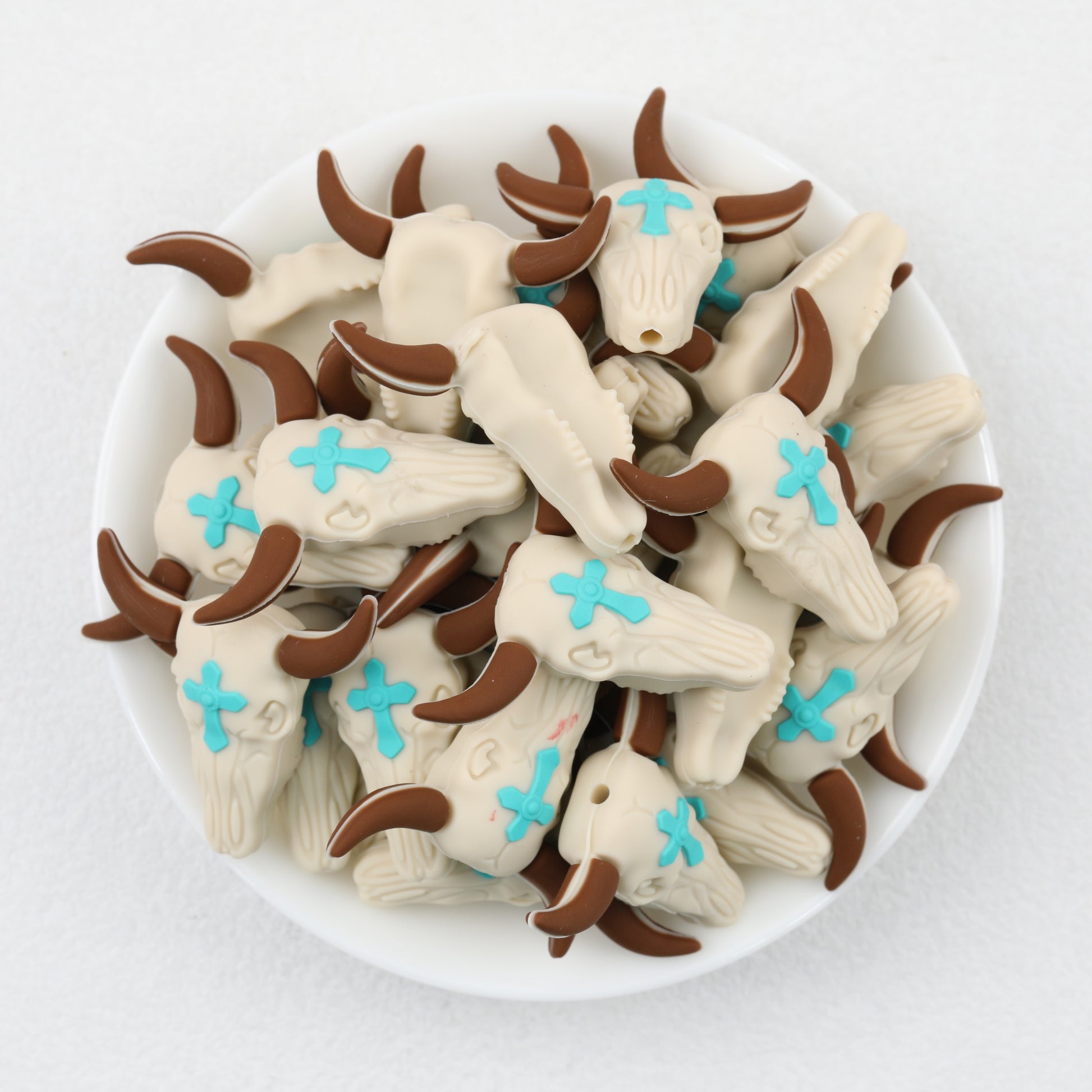 Western Cross Bull Skull 3D Silicone Focal Beads 20pcs 2