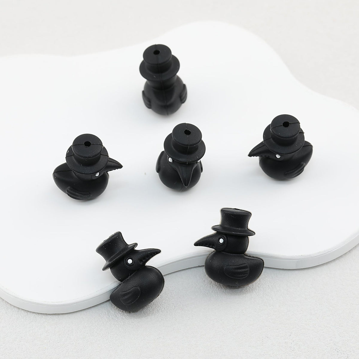 3D Black Crow Hat Silicone Focal Beads 20pcs