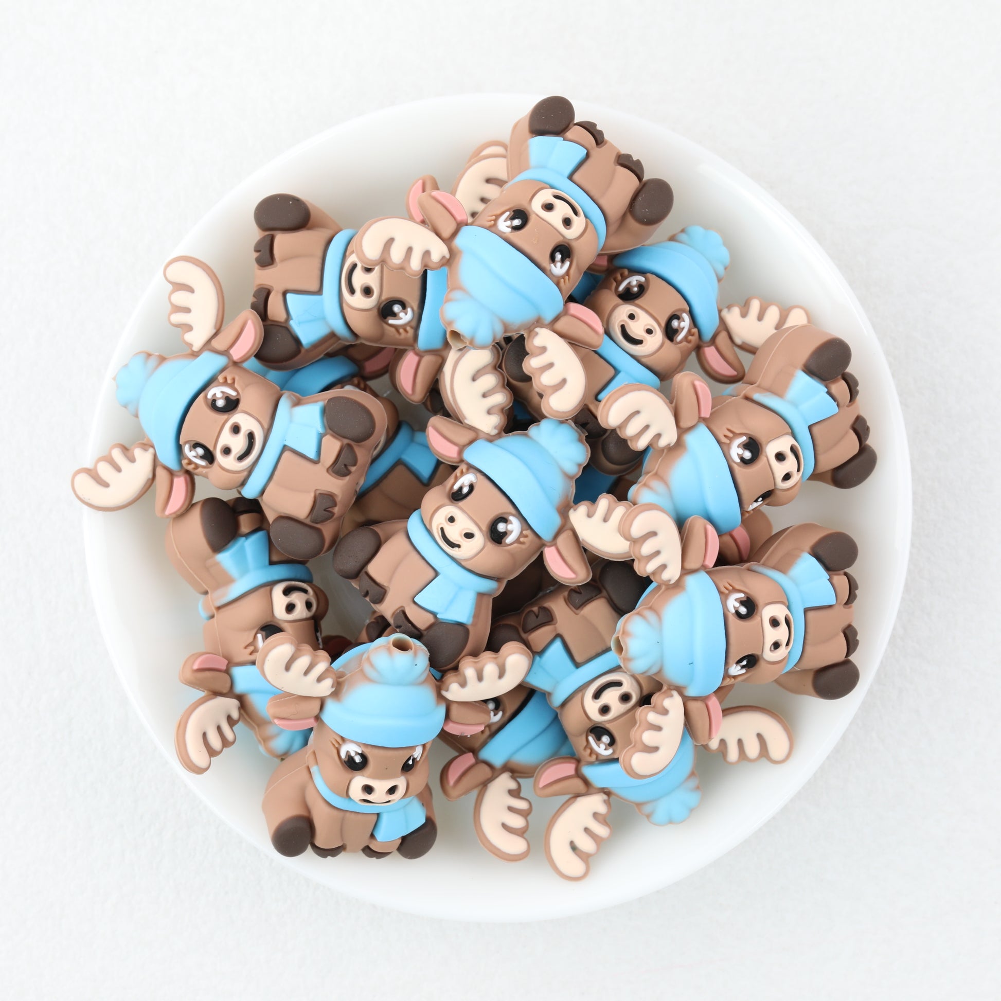3D Winter Blue Scarf Moose Silicone Focal Beads 20pcs