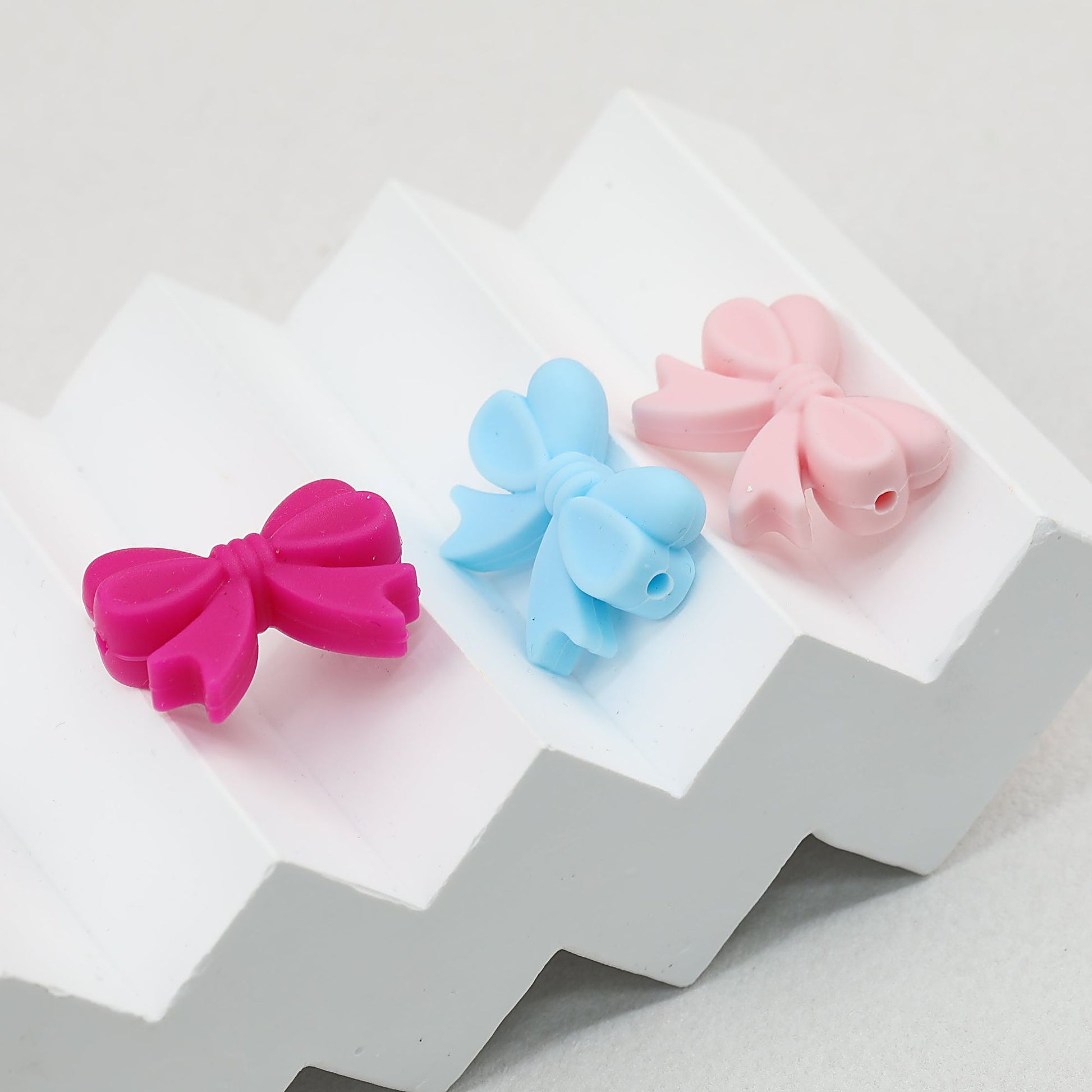 Colorful Bow Knot Horizontal Hole Silicone Beads 20pcs