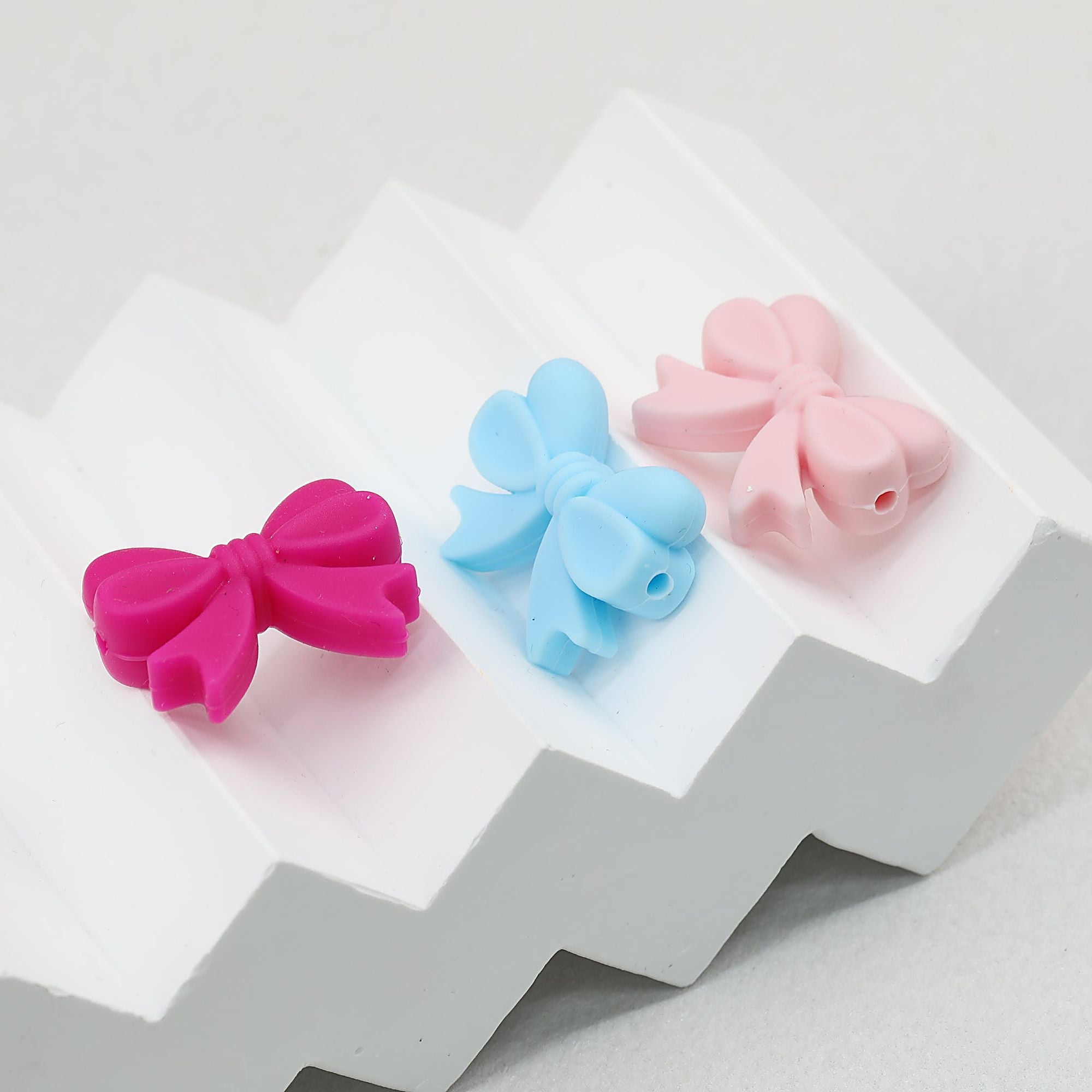 Colorful Bow Knot Horizontal Hole Silicone Beads 20pcs