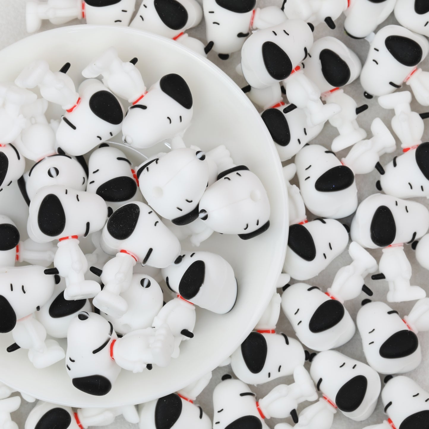 3D Character Shaped Silicone Focal Beads Snoopy Design 20pcs