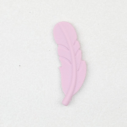 Colorful Feather Shaped Silicone Beads 20pcs - Lilac Purple
