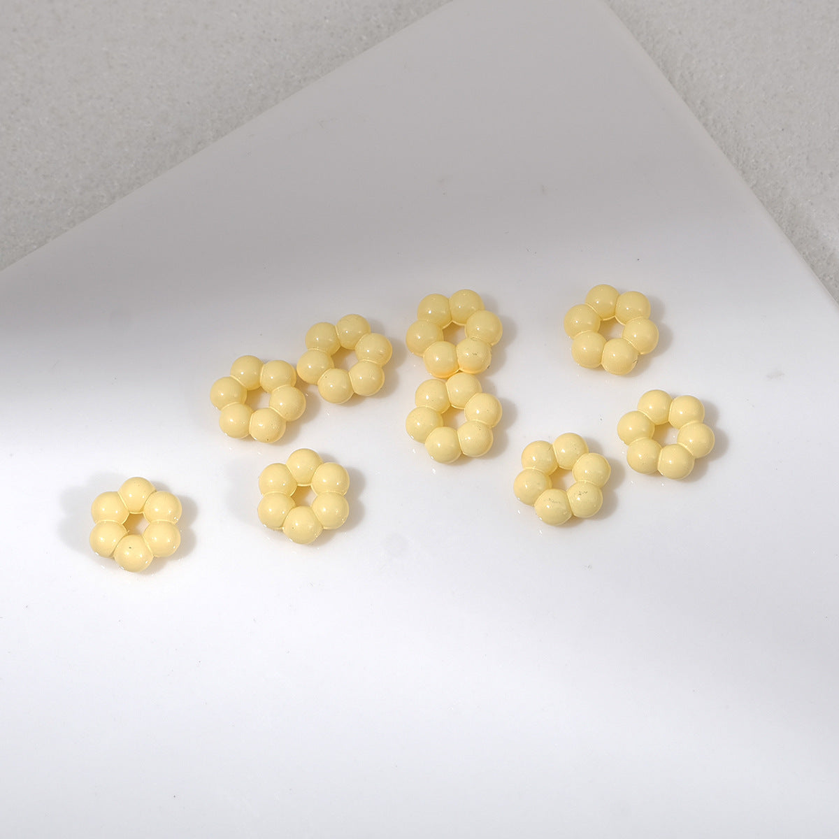 Floral Flower Shape 8mm Acrylic Spacer Beads 50pcs 14