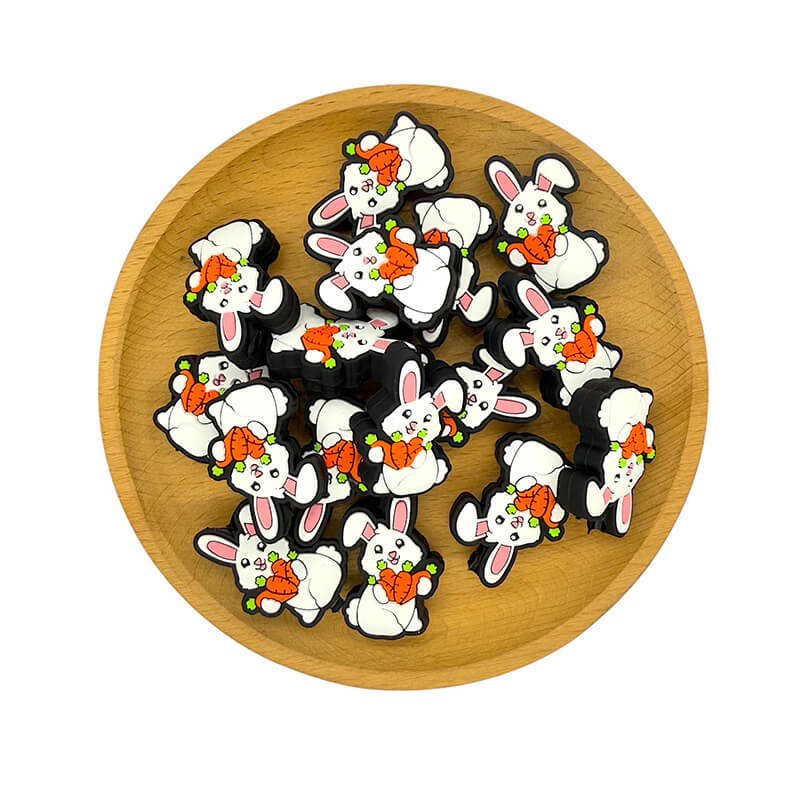 Silicone Focal Beads Easter Carrot Rabbit Holding Carrots 2