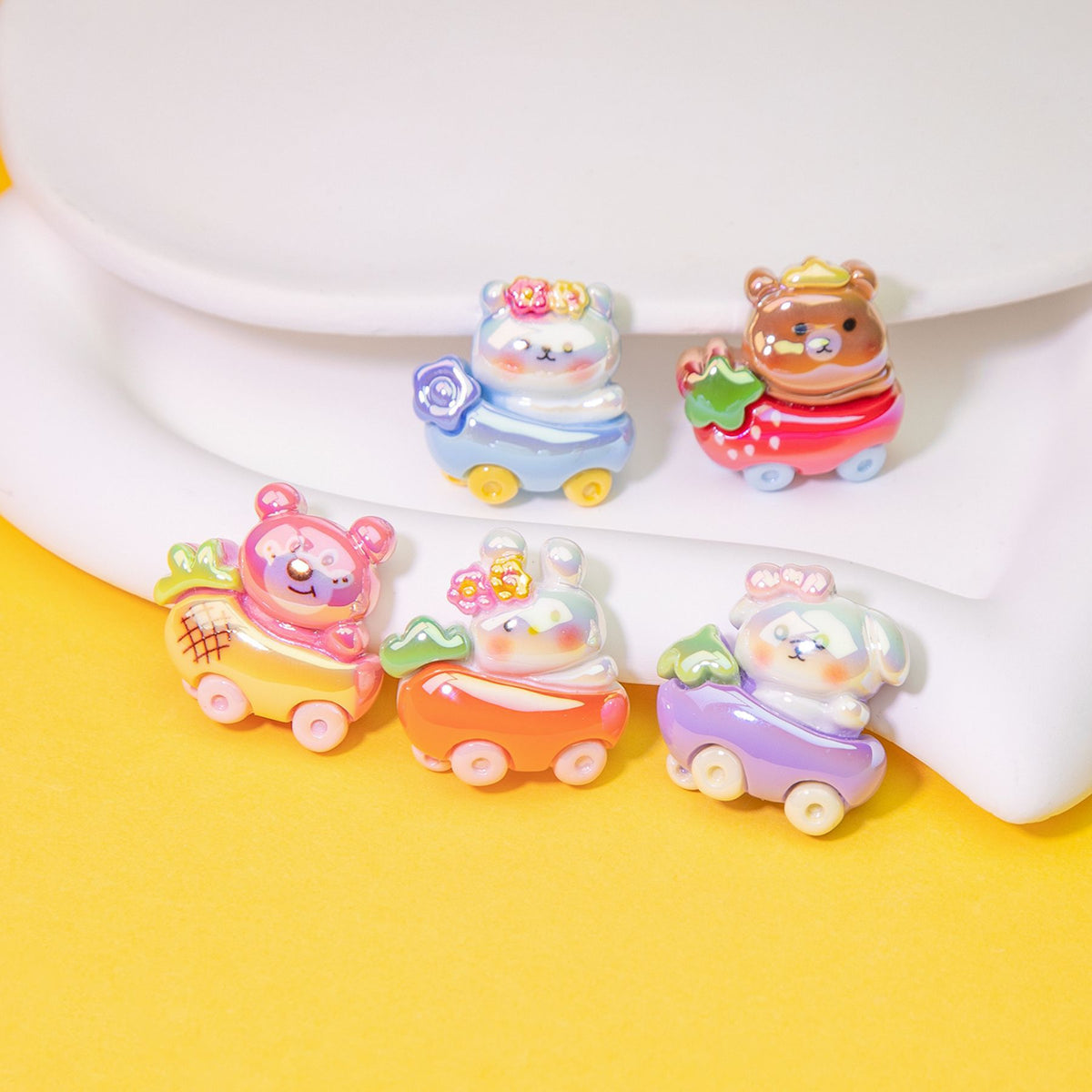 Cute Animal Driving Fruit Cart Resin Beads Glossy Mixed 10pcs 4