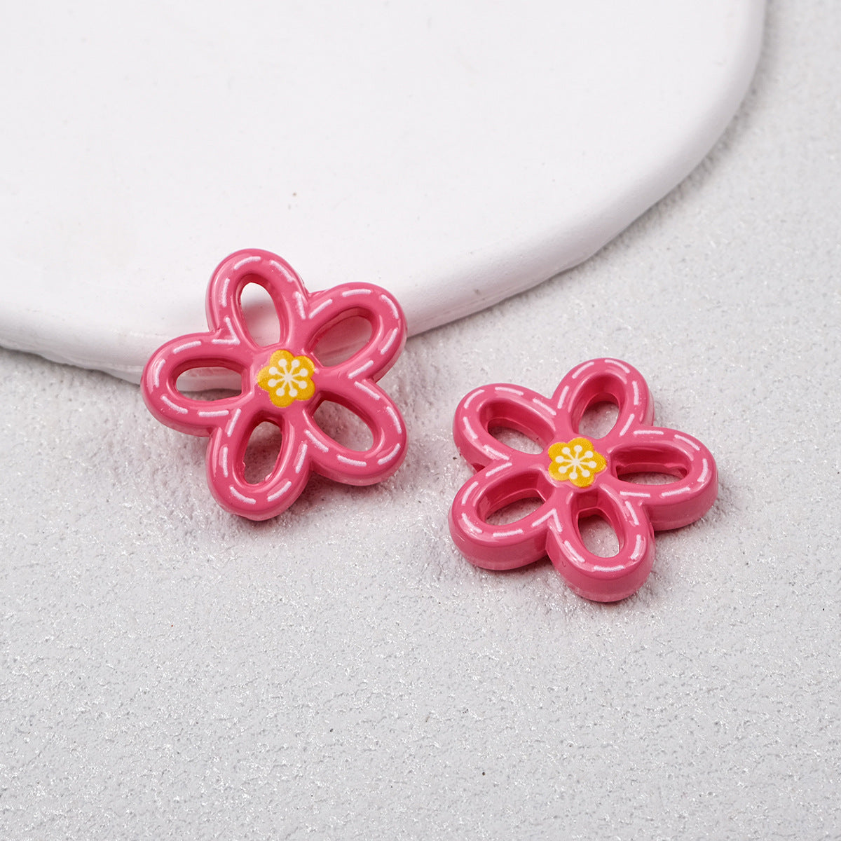 Hollow Dotted Line Sakura Flower Acrylic Beads 25mm 20pcs 12