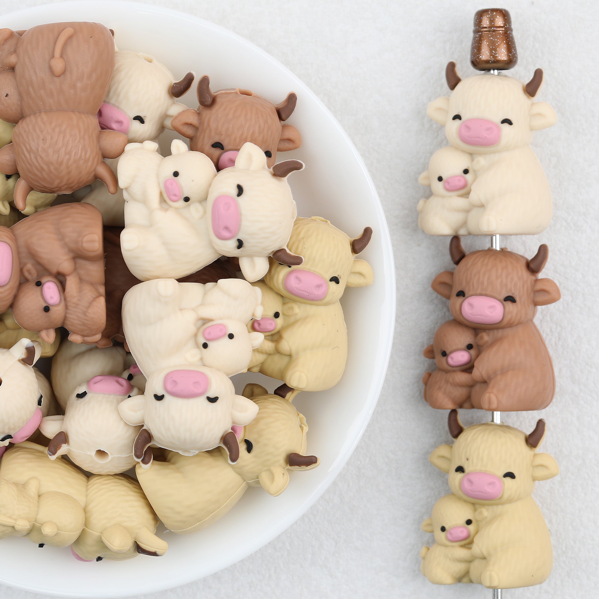 3D Highland Cow Silicone Focal Beads Wholesale, Parent-Child Heart Design
