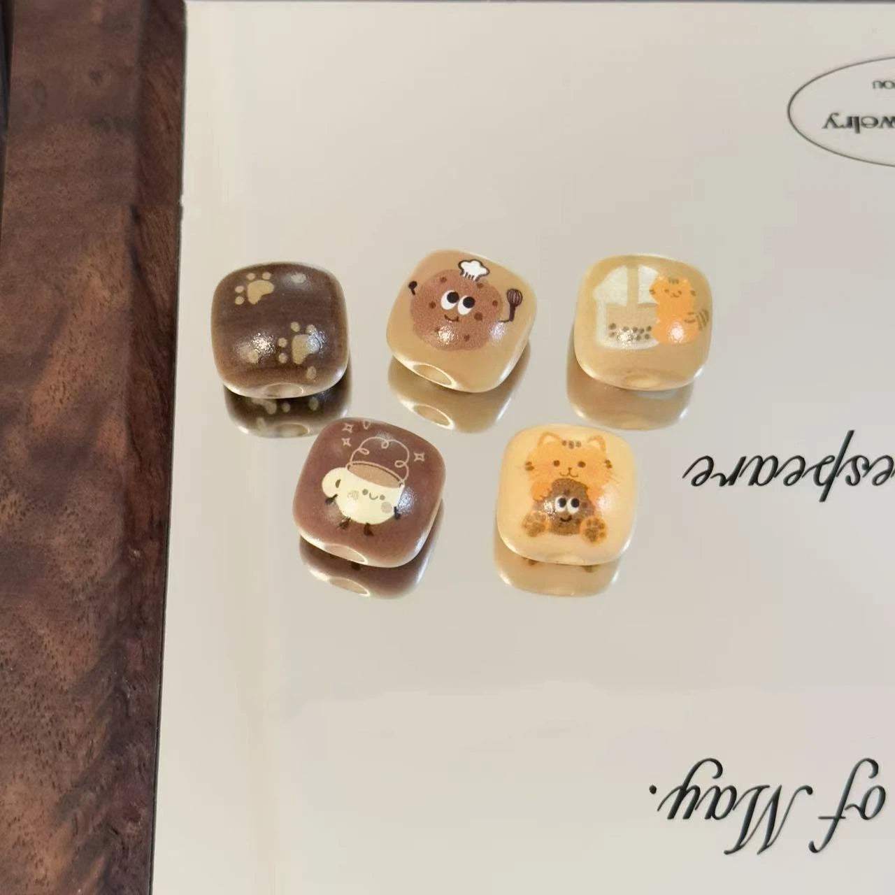 Autumn Tone Animal Square Acrylic Beads 16mm 10pcs