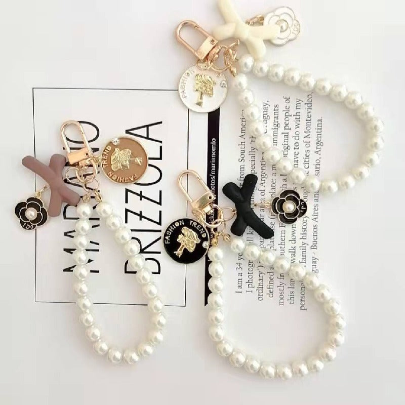 Pearl Beaded Bow Round Charm Keychain Plastic Resin Material