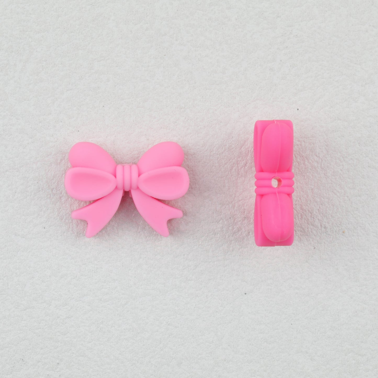 Bow Shape Silicone Beads with Vertical Hole 2.5mm 20pcs 3