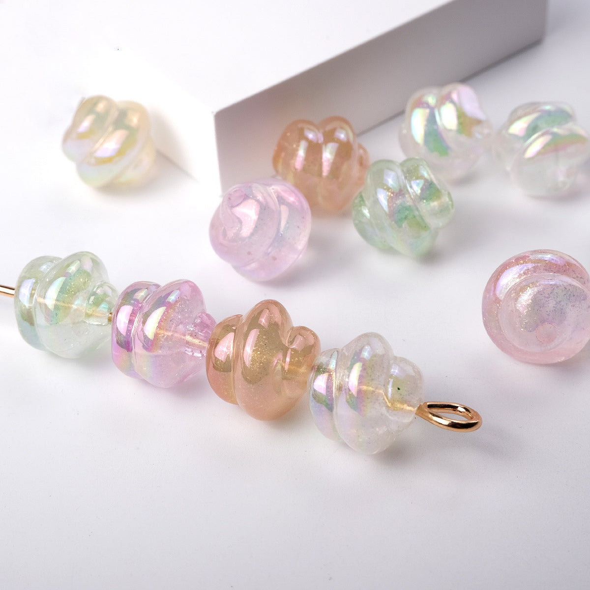 UV Plating Twisted Acrylic Beads 17mm Glitter Powder 50pcs