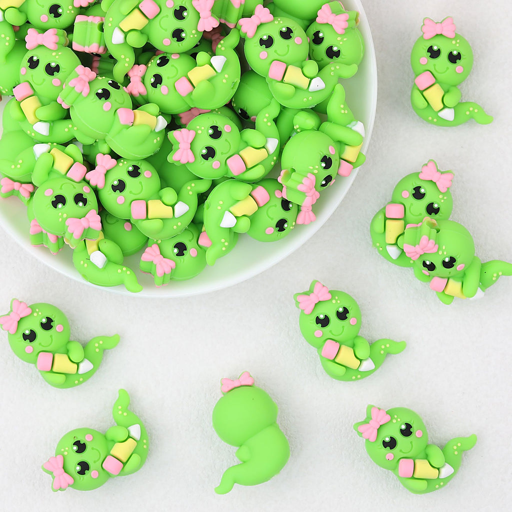 3D Green Bow Caterpillar Silicone Focal Beads 20 pcs