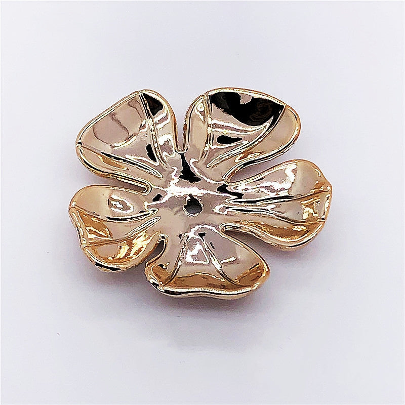 Imitation Shell Flower Acrylic Beads 23-40mm Golden Shine 50pcs 3