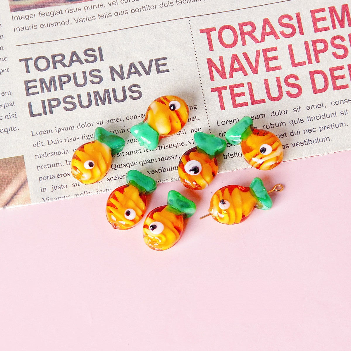 Small Fish Glass Beads 20x13mm Multi Color Glossy 10pcs 10