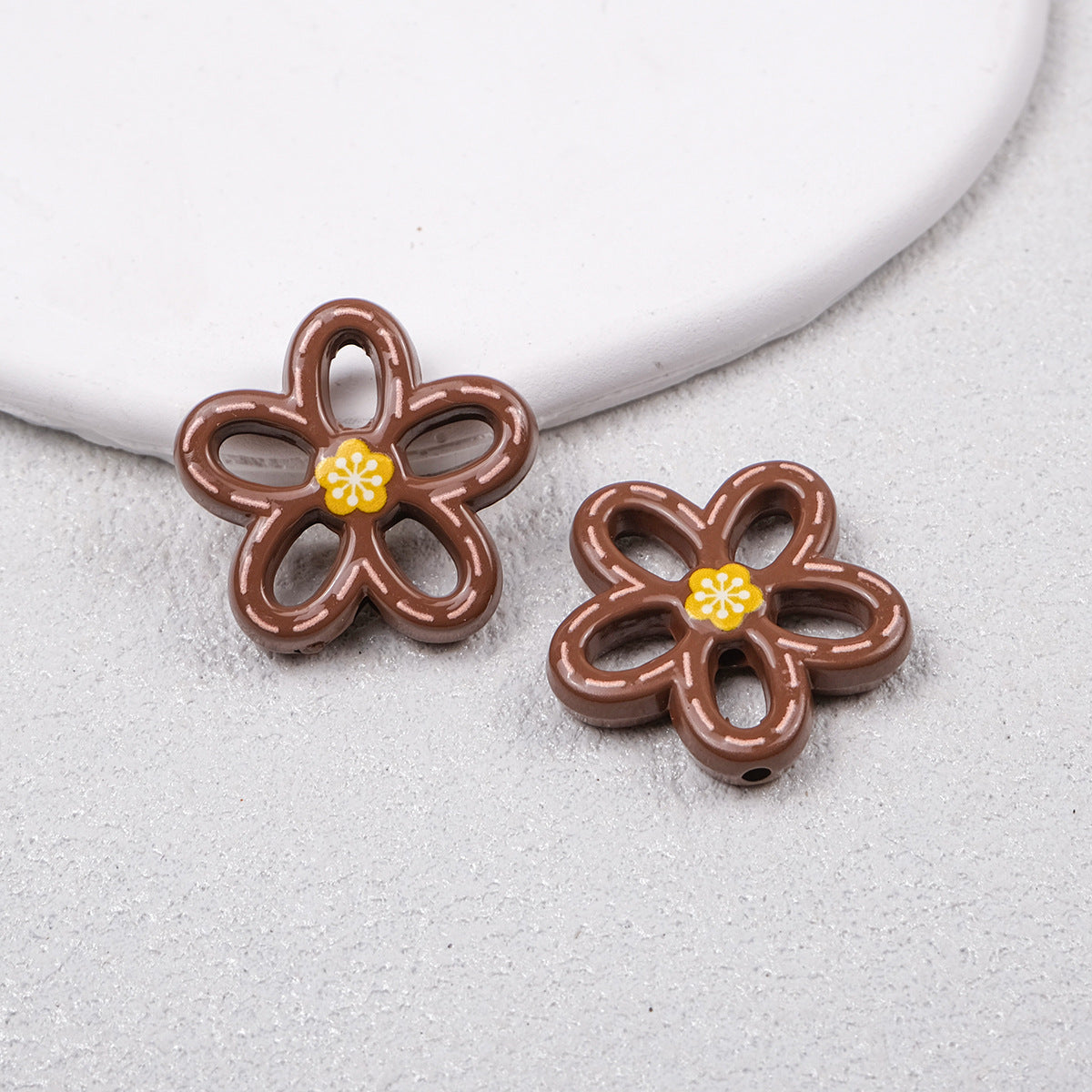Hollow Dotted Line Sakura Flower Acrylic Beads 25mm 20pcs 11